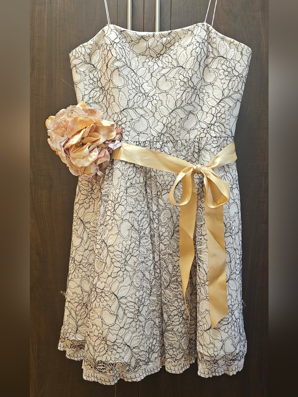 Straples Party/Prom Dress - Picture 3 of 5